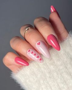 Nails Rose, Rose Nail Art, Rose Nails, Trendy Nail Design, Chic Nails, Valentine's Day Nails, Valentines Nails, Green Nails, Holiday Nails