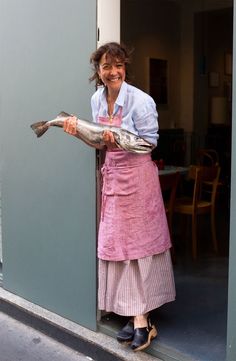 Island Pantry, Restaurant In Paris, Restaurant Uniforms, Striped Apron, Female Butcher, Aprons For Women, Local Architecture, Architecture Practice