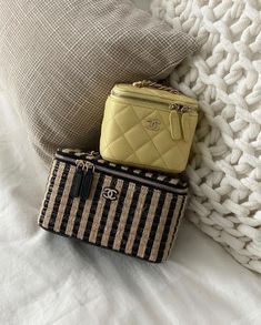 Bag Obsession, Luxury Aesthetic, Pretty Bags, Celine Bag, Cute Bags, Vintage Chanel, Coco Chanel, Chanel Handbags, Apple Music