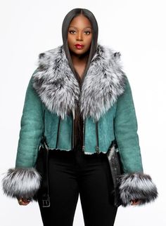 Harlow Cropped Shearling Queen Ii, Fashion Goals, New York Style, Stylish Jackets, Buy Buy, Silver Fox, 2015 Fashion, Detachable Hood, Fox Fur