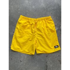 Size Large Used Condition: 6/10 On Display At Pallet Portland Yellow Shorts, Shorts Athletic, On Display, Portland, Mens Shorts, Man Shop, Yellow, Color