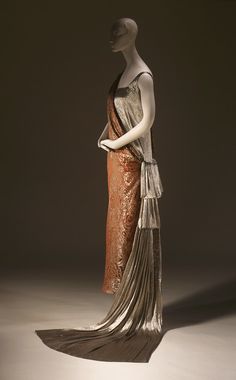 Woman's Dress | LACMA Collections Charles Frederick Worth, France Dress, Shop In Paris, Paul Poiret, 20s Fashion, French Fashion Designers, 1920s Dress, Parisian Fashion, Roaring Twenties