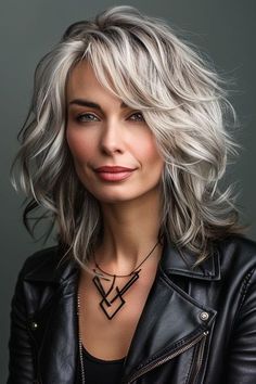 Dark Highlights On Gray Hair, Highlights For Silver Hair, Hair Color For Blondes Going Gray, Shag Gray Hairstyles, Gray Hair Color Ideas Over 50, Hair Color Ideas For White Hair, Best Hair Color For Graying Hair Over 50, Highlights With Grey Hair, Very Layered Hair Medium Over 50 2024