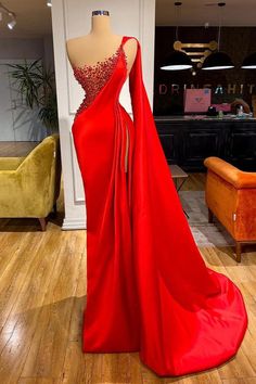 Unique Red Stones Sleeveless High split mermaid Evening Dress Red Mermaid Prom Dress, Plus Size Mermaid, Red Evening Gown, Red Prom Dresses, Split Prom Dresses, Stylish Gown, Ruffle Prom Dress, Red Mermaid, Prom Dress Long