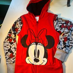 Disney Minnie Mouse Hooded Sweatshirt. Never Worn. Still Has Tags. Cute Minnie Mouse Tops For Fall, Cute Winter Mickey Mouse Sweatshirt, Cute Mickey Mouse Winter Sweatshirt, Disney Minnie Mouse Long Sleeve Tops, Disney Winter Hooded Tops, Disney Hooded Winter Tops, Mickey Mouse Long Sleeve Fleece Hoodie, Mickey Mouse Fleece Hoodie, Mickey Mouse Fleece Hoodie With Long Sleeves