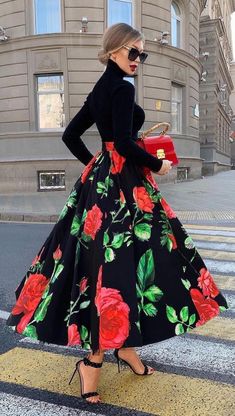 Midi Dress Style, Looks Party, Dress Stores Online, Maxi Styles, Dresses Elegant, Printed Dress, Mode Inspiration, Classy Dress, Elegant Woman