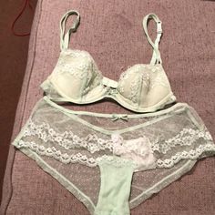 Nwt Omgggggg Beautiful La Perla Sea Foam Green Bra And Panty Set!!!! This Is A Vintage Set And Is Like One Of A Kind, This Set Is Extremely Well Made And Super Expensive!!!! Noo Low Balls!!!! Purple Lace Bra, Green Bra, Blue Lace Bra, Red Lace Bra, Demi Cup Bra, Pink Lace Bra, Bra And Panty Set, Green Bras, Suspenders Set