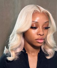 Middle Part Blonde Wig With Curls, Shoulder Length Blonde Hair Black Women, Short Lace Front Wigs Hairstyles, Short 613 Hairstyles Black Women, Wig Up Do Hairstyles, Silver Blonde Bob, Dyed Blonde Hair Black Women, Blonde Hair Wigs Black Women, Brown Roots Blonde Hair Black Women