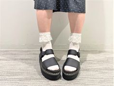 Chunky Sandals And Socks, Chunky Sandals, Shoe Inspo, Socks And Sandals, Platform Shoes, Dr. Martens