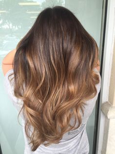 Chocolate caramel #balayage #hair #beauty Brown And Blonde Hair, Brown Ombre Hair Color, Dark Chocolate Hair, Brown And Blonde, Brown Ombre Hair, Blond Balayage, Chocolate Hair, Chocolate Brown Hair, Caramel Hair