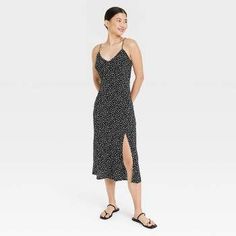 Casual Fitted Maxi Dress With Adjustable Straps, Summer Fitted Sleeveless Slip Dress, Fitted Sleeveless Slip Dress For Summer, Fitted Knee-length Slip Dress For Beach, Casual Fitted Sleeveless Dress For Vacation, Trendy V-neck Slip Dress For Summer, Black Slip Dress With Spaghetti Straps For Spring, Casual Sleeveless V-neck Dress With Adjustable Straps, Fitted Casual Sleeveless Summer Dress