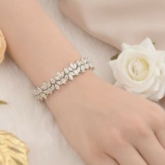 Natural H Color SI Clarity Diamond Charm Bracelet 18k White Solid Gold 17.50 Ct. Wedding Diamond, Resin Bracelet, Bracelet Diamond, Jewelry Details, Bracelet Wedding, Diamond Bangles Bracelet, Pear Cut Diamond, Diamond Tennis Bracelet, Bracelet Dainty