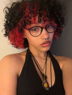 Afro Split Dye, Short Curly Colored Hair, Curly Hair Color Block, Short Curly Hair Dyed, Short Curly Dyed Hair, Red Hair Streaks, Dyed Curly Hair, Hair Streaks, Colored Curly Hair