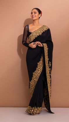 Parsi Gara Saree, Gara Saree, Modern Sarees, Saree Blouse Styles, Indian Sari Dress, Trendy Outfits Indian, Indian Fashion Trends, Modern Saree