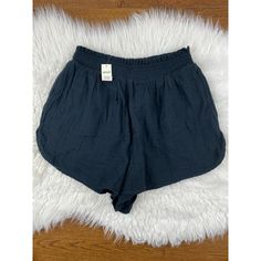 Nwt Aerie Women's M True Black Gauzy Cotton Elastic Waist Pull-On Shorts $39. Waist 24-28" Stretched Inseam 2" Rise 13" Women, New, New With Tags, Never Worn, Comfort, Comfortable, High-Rise, Lightweight, Breathable, Summer, Medium, Pocket, Pockets, Boho, Bohemian, Casual. Aerie On My Way Shorts, Aerie Shorts, New New, Boho Bohemian, Cotton Shorts, Elastic Waist, High Rise, Womens Shorts, Elastic