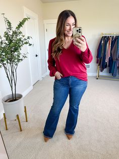 Cool Weather Gibsonlook Outfit Use code RYANNE10 for 10% off of Gibsonlook items! Fit Tips: Top L, tts // Jeans tts, 12R Gibsonlook Jeans Top Fall outfit Winter outfit Maroon Fashion Lookbook #LTKcurves #LTKFind Follow my shop @therecruitermom on the @shop.LTK app to shop this post and get my exclusive app-only content! #liketkit #LTKstyletip @shop.ltk https://liketk.it/4gHza Fall Outfit Jeans, Outfit Maroon, Maroon Fashion, Workwear Capsule, Tops Fall Outfits, Fashion Work Outfit, Midsize Outfits, Blouson Sleeve