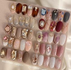 Disco Nails, Self Nail, Latest Nail Designs, Korean Nail Art, Butterfly Nail Art, Pretty Gel Nails, Soft Nails