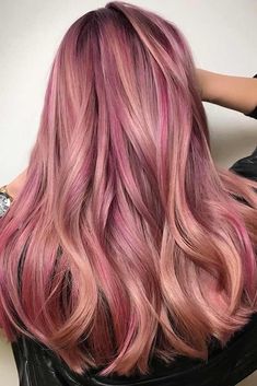 Rose Gold Hair Color Ideas, Gold Hair Color Ideas, Rose Gold Hair Color, Gold Hair Color, Gold Hair Colors, Hair Color Rose Gold, Strawberry Blonde Hair, Ombré Hair