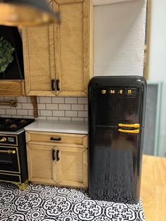 1:12 scale retro refrigerator  5.5 inches tall, 2.3125 wide, 2 inches deep Trinket Shelf, Retro Refrigerator, Retro Fridge, Black Kitchens, Doll Furniture, Diy Dollhouse, Refrigerator, Doll House, Etsy Uk