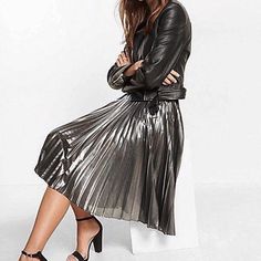 Express Metallic Pleated Midi Skirt, Metallic Silver, Size S. Glamorous Pleated Crepe And A Smooth Liner Make This Slinky Skirt A Go-To Choice For Parties, Date Nights And Beyond. Worn Once And Like Brand New! Metalic Pleated Midi Skirt, Elegant Shiny Skirt For Night Out, Elegant Metallic Midi Skirt, Chic Metallic Skirt For Night Out, Elegant Metallic Skirt For Spring, Chic Metallic Skirt For Spring, Fitted Metallic Skirt For Fall, Chic Metallic Shiny Skirt, Chic Silver Mini Skirt