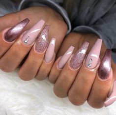 Champagne Nails, Rose Gold Nails, Coffin Nails Long, Coffin Nails Designs, Classy Nails, Manicure E Pedicure, Best Acrylic Nails