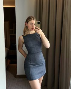 The little grey dress @rihoas_official LKML20: 20% OFF #rihoas #inrihoas IG @jessicamardle TikTok jessicamardle Pinterest jessica_mardle • • • #timelessfashion #classicalstyle #effortlessoutfits #elegantfashioninspo #autumnoutfit #ootd #luxurystyle #qualityfashion Office Outfits Dress, Rihoas Dress, Work Outfits Women Dress, Grey Dress Outfit, Cute Dresses For Work, Dresses Semi Formal, Cute Professional Outfits, Official Dresses, Body Con Dress Outfit