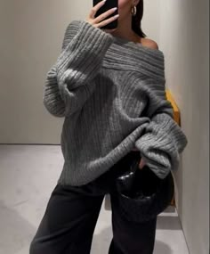 Autumn Fits, Off Shoulder Sweater, Stockholm Fashion, Winter Fits, Autumn Outfit, Looks Style, Mode Inspiration, Instagram Foto, Fall Winter Outfits