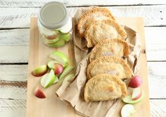 Heirloom recipes from grandma's kitchen with my Southern Fried Apple Hand Pies. Old-fashioned cooking with these made from scratch hand pies. Apple Empanadas, Thanksgiving Desserts Apple, Apple Turnover Recipe, Mini Pie Recipes, Baked Sweets, Turnover Recipes