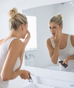 Woman Looking In The Mirror, Lined Lips, Everyday Natural Makeup, Natural Aging Skin Care, Spray Tan Solution, Looking In The Mirror, Natural Everyday Makeup, Natural Makeup Look, Soft Makeup Looks