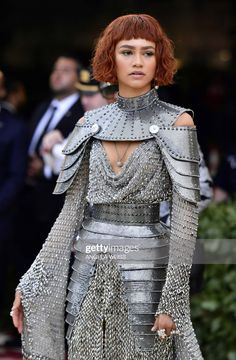 Zendaya Met Gala, Looks Rihanna, Met Gala Dresses, Met Gala Red Carpet, Gala Dresses, Moda Vintage, Fantasy Clothing, Fantasy Fashion, Red Carpet Looks