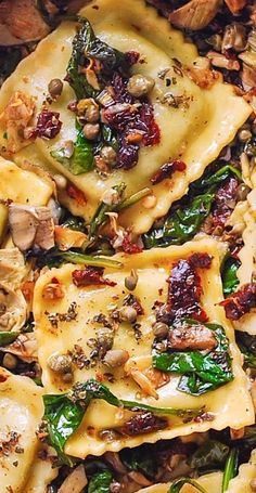 close-up of Italian Ravioli with Spinach, Artichokes, Capers, Sun-Dried Tomatoes Italian Ravioli With Spinach Artichokes, Ravioli With Spinach, Italian Ravioli, Resep Pasta, Ravioli Recipe, Resep Diet, Pasta Dinners, Pasta Dinner Recipes, Daily Recipes