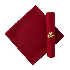 PRICES MAY VARY. ☀ High quality: Made of 100% cotton, 18x18 inches burgundy red napkins set of 12. These napkin fabrics are high-quality, soft and moderate, have good water absorption, and are easy to fold into various shapes. ☀ More durable: Different from thin and light paper napkins, these cloth napkins have good weight and density, and the stitching is uniform, firm and tight. ☀ Easy care: Machine wash alone in cold water, circulate gently, and dry at low temperature. Don't bleach. It is eas Burgundy Napkins Wedding, Table Decor For Thanksgiving, Winter Table Decorations, Christmas Burgundy, Christmas Cloth Napkins, Decor For Thanksgiving, Tissue Napkins, Red Napkins, Formal Parties