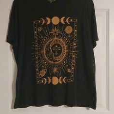 Never Worn Black Tee With Celestial Design Celestial Design, Plus Size Top, Wearing Black, Black Tee, Womens Tops, Plus Size, Women Shopping, Black, Color