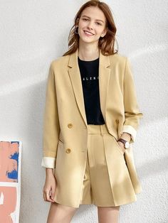 FREE SHIPPING ON ALL ORDERS OVER $50 | 100% SATISFACTION GUARANTEED Click "ADD TO CART" To Get Yours Now | Up To 60% OFF ✨ Match your look to the office with Arimonz Minimalism Spring Suit Female Office Lady Blazer High Waist Officewear that blends functionality and fashion. Made from quality twill material and cut in a slim blazer style. Pair it with a crisp white shirt and heels for an outfit that moves easily from desk to dinner. 📌 The Fabric Is Very Comfortable 📌 Made With Cotton  📌 100% Trip Outfits Ideas, Men Fashion Suit, Khaki Coat, Spring Blazer, Female Office, Slim Blazer, Yellow Coat, Spring Suit, Ladies Blazer