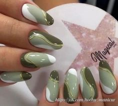 Nails Designs Christmas, Nails Art Simple, Nails New Years, New Years Nail, Summer Nails Short, Short Summer Nails, Christmas Nails 2023, Nail Art For Short Nails, Art For Short Nails