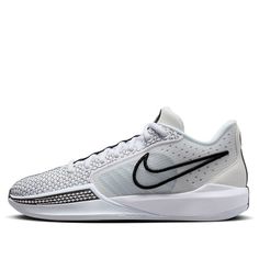 the nike zoom low is available in white and black