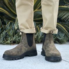 Blundstone's Updated Boots Look Bigger (and Better) Than Ever Brown Blundstone, Blundstone Mens, Clogs Heels, Lug Boots, Chelsea Boots Mens