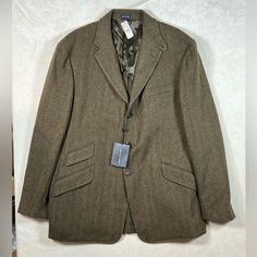 New Old Stock. Amazing Find. Box A Casual Wool Tweed Jacket With Herringbone Pattern, Casual Tweed Sport Coat For Business, Casual Wool Blazer With Herringbone Pattern, Casual Tweed Jacket With Notch Lapel, Casual Tweed Sport Coat For Winter, Casual Winter Tweed Sport Coat, Casual Single Breasted Tweed Sport Coat, Tweed Blazer Men, Vintage Mens Blazer