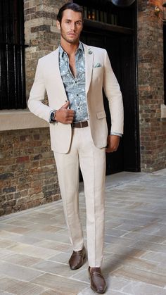 Abroad Wedding Suits For Men, Beach Suits For Men Wedding, Earth Tone Wedding Guest Outfits Men, Tropical Wedding Suit, Summer Wedding Suits Men, Wedding Guest Outfit Men Summer, Mens Spring Wedding Attire Guest, Male Wedding Guest Outfit Summer, Beach Wedding Outfits For Men