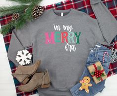 Get in the holiday spirit this season with this adorable Christmas t-shirt! This comfy Christmas shirt is perfect for any Christmas morning outfit, makes an adorable Christmas gift for t-shirt lovers, a creative secret santa gift and can be worn for ANY holiday activity! Product Details This tee is professionally printed from my original hand lettering! Bella short sleeve tees are unisex and run true to size - no shrinking - the softest you'll ever find! Comes beautifully packaged and ready to w Christmas Morning Outfit, Morning Outfit, Comfy Christmas, Teacher Tee Shirts, Baby Canvas, Cute Christmas Gifts, Merry Christmas Shirts, Secret Santa Gift