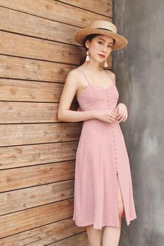 Mantyhose Çorap Mode Rose, Elegante Casual, College Fashion, Mode Inspiration, Street Style Outfit, Elegant Outfit, College Outfits, Modest Fashion, Pink Dress