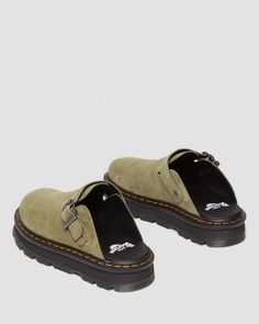 Dr Martens Mules, Cute Shoes Heels, Ariat Boots, Platform Mules, Business Casual Outfits For Work, Dad Shoes, Swag Shoes, Goodyear Welt, Shoe Obsession