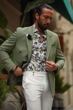 Color Code: Green Suit Material: 40% Yün, 20% Viscon, 30% Polyester, 10% Elestan Machine Washable: No Fitting: Slim-Fit Cutting: Double Slits, Two Button Package Include: Jacket, Pants & Shirt DRY CLEAN ONLY Men’s Green Blazer Outfit, Mens Vest Fashion Casual, Formal Party Outfit Men, Colorful Suits Men, Green Mens Outfits, Mens Green Suit, Green Suit Outfit, Green Linen Suit, Men Wedding Attire Guest