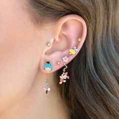 Disney Inspired Earrings, 2nd Piercing, Cute Hoop Earrings, Ear Styling, Types Of Ear Piercings, Hair Bracelet, Spiritual Necklace, Ear Style, Flat Back Earrings