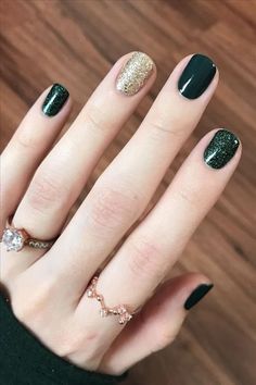 Christmas Nails Inspiration Short, Sqaure Nails, Christmas Nail Colors, Powder Manicure, Christmas Gel Nails, Short Square Nails, Nails Square, Dipped Nails