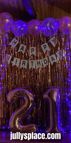 21st Birthday Ideas Cute Backdrops For Parties, Ideas For Birthday Party At Home, 21st Birthday Ideas Themed Parties, Birthday Balloon Backdrop Ideas, 21th Birthday Party Ideas, Simple Birthday Theme, 21st Birthday Themes For Her, 21 Birthday Theme Ideas, Glitter Party Ideas