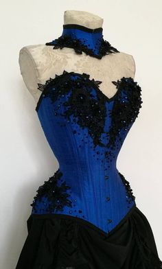 Overbust corset and neck corset made or royal blue raw silk with handsewn 3D floral lace and glass blue and black glass beads. Can be ordered in any other shade/color with several options for lace applications. All the details are carefully sewn on the corset that has 3 layers of fabric and 18 steel bones and a steel front busk. Costume With Corset, Winter Goth, Royal Blue Outfits, Starry Night Dress, Amazon Online Shopping, Bronze Dress, Burlesque Corset, Drag Queen Outfits, Velvet Bustier