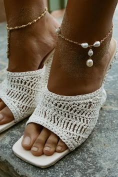 Rosario Anklet – Lili Claspe Funky Jewelry, Jewelry Lookbook, Dream Jewelry, Jewelry Inspo, Jewelry Cleaner, Jewelry Pouch, 14kt Gold, Cute Jewelry, Link Chain