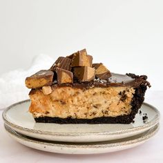 Peanut Butter Pie with Chocolate Ganache Peanut Butter Toffee, Pb Cups, Homemade Toffee, Oreo Cookie Crust, Peanut Butter Marshmallow, Chocolate Peanut Butter Pie, Butter Toffee, Peanut Butter Filling, Chocolate Toffee