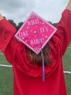 Grad Cap Ideas Taylor Swift, Simple Grad Cap Ideas, Graduation Cap Designs College, Grad Cap Ideas, Funny Graduation Caps, Creative Graduation Caps, Graduation Cap Ideas, College Grad Cap Ideas, Grad Cap Decorated